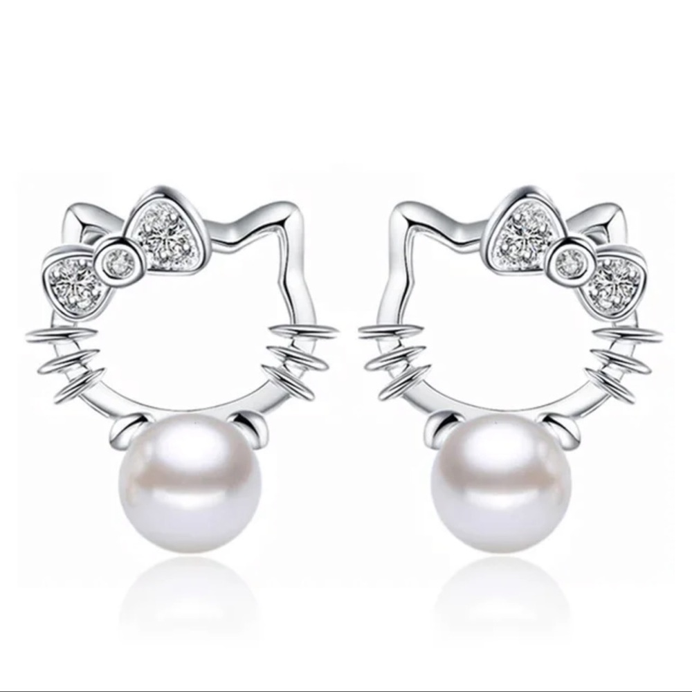 Hello Kitty Crystal PEARL STUD Earrings with Gift Bag